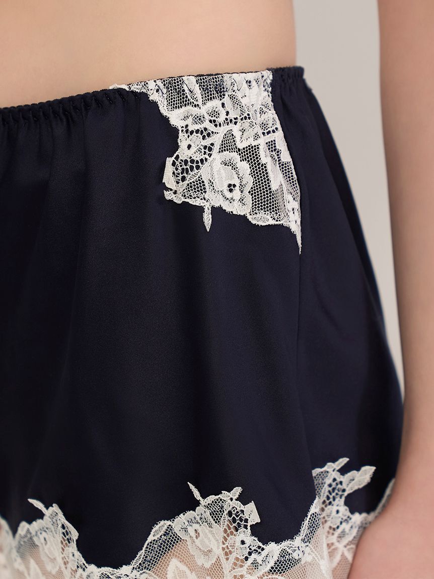 LILY BROWN Lingerie「【LILY BROWN Lingerie】サテンランジェリーショートパンツ」|その他|