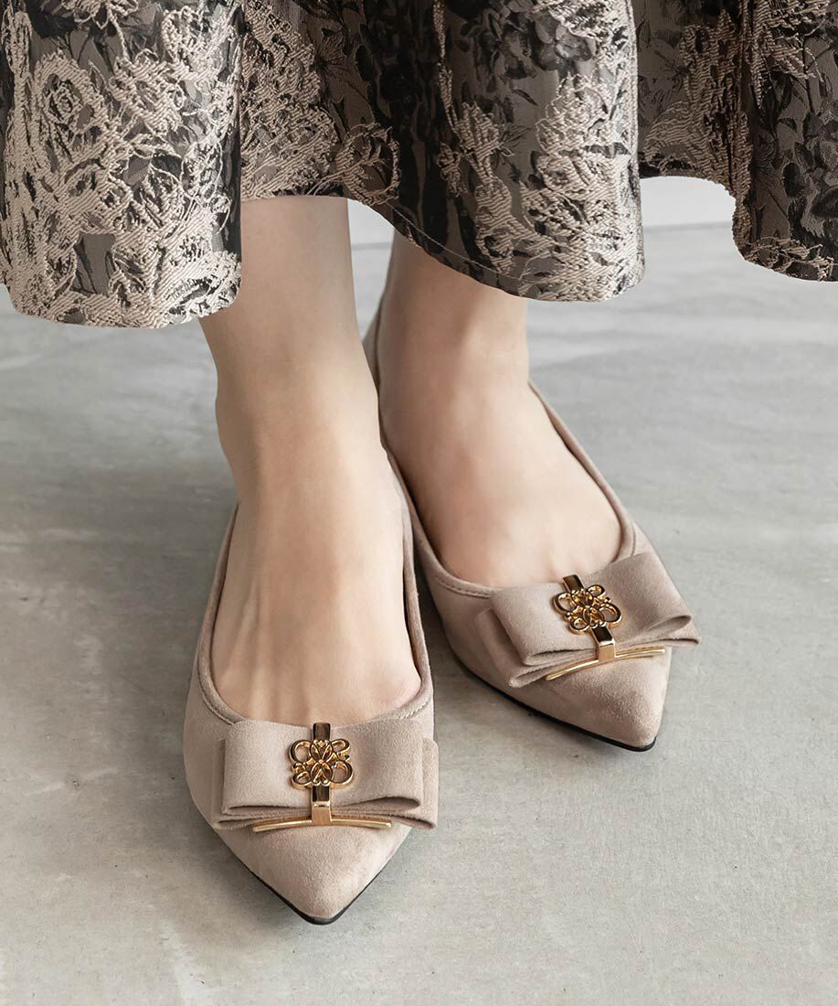  「モノグラムパーツリボンフラットパンプス」|パンプス|