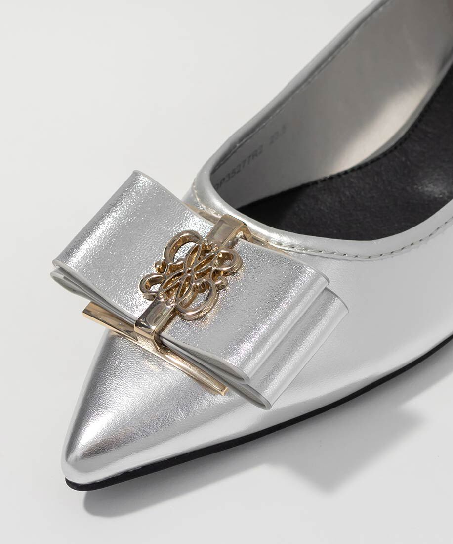  「モノグラムパーツリボンフラットパンプス」|パンプス|