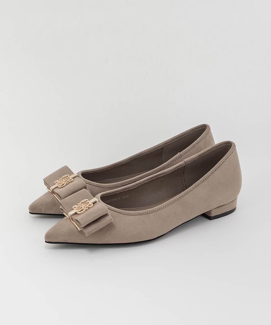  「モノグラムパーツリボンフラットパンプス」|パンプス|