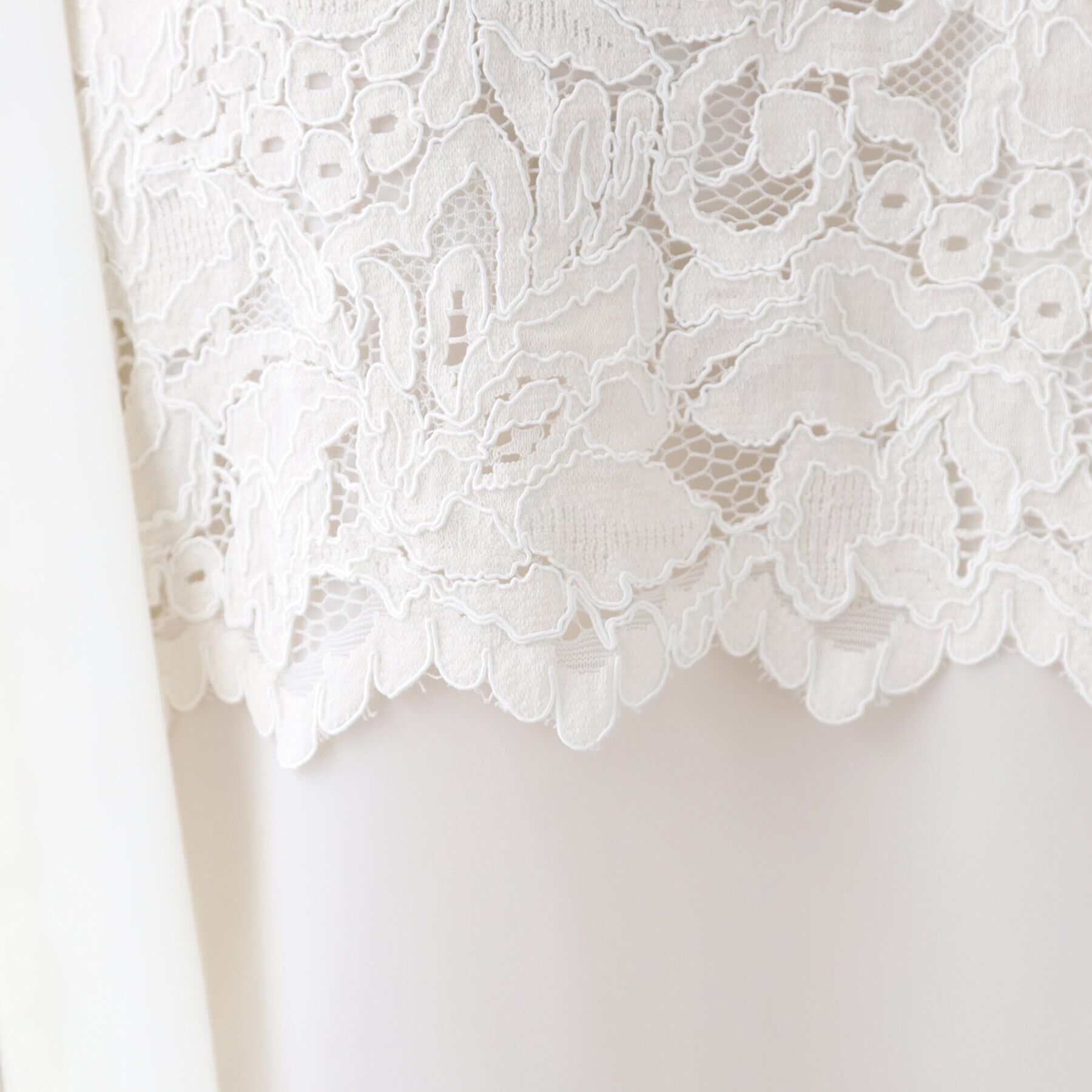 INDIVI「【日本製】スカラップレース ボウタイブラウス」|シャツ・ブラウス|