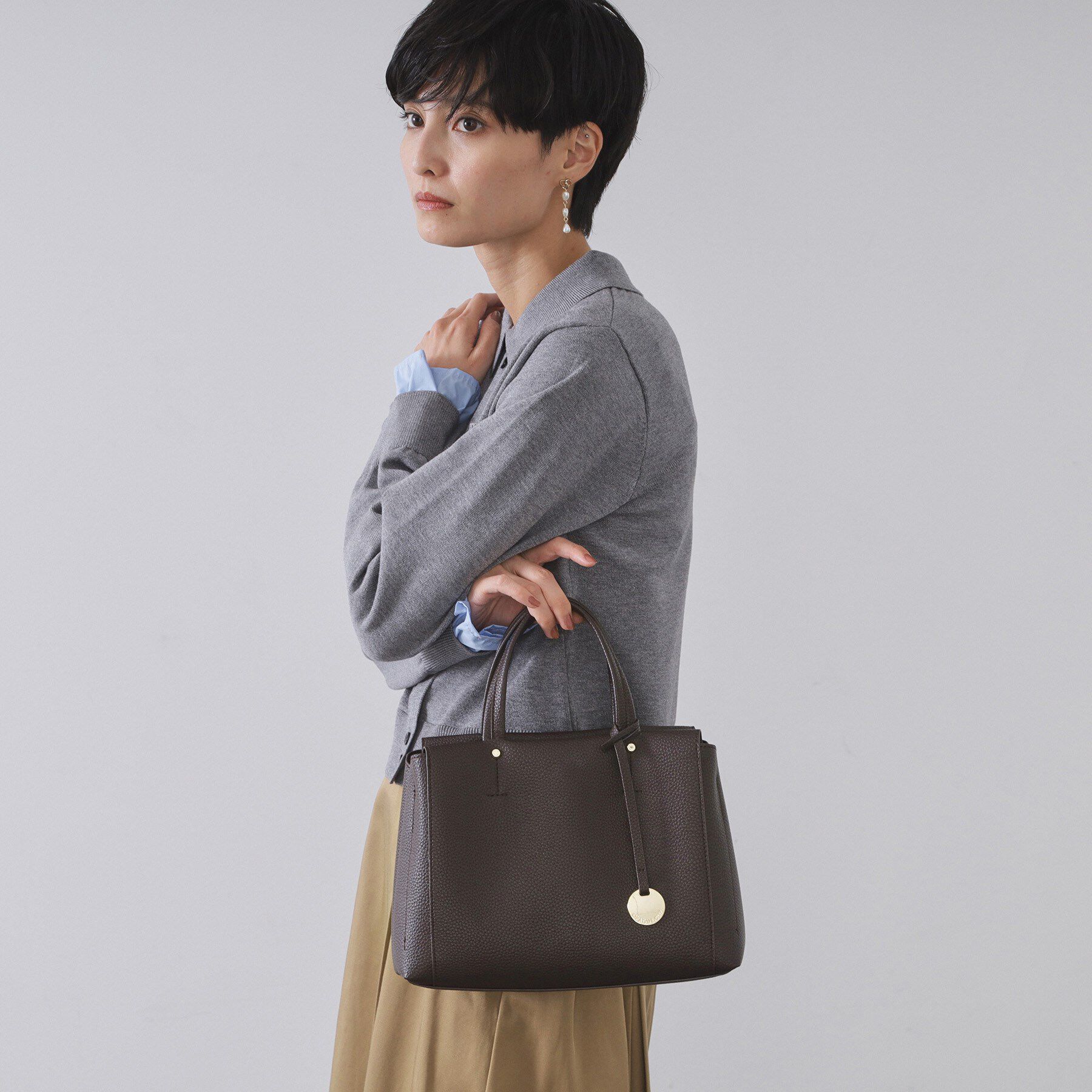 OPAQUE.CLIP「【2WAY/人間工学】シュリンクミドルトートバッグ」|トートバッグ|ブラウン(044)