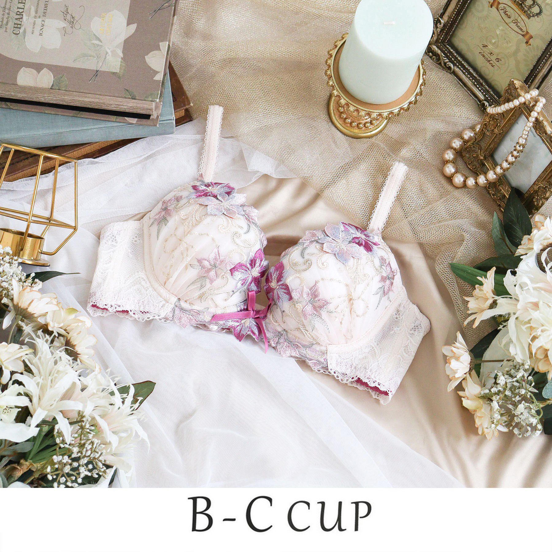 Risa Magli「ヴァネッサ ブラジャー (B-C) ＜V Make Type＞」|インナー|ピンク(071)