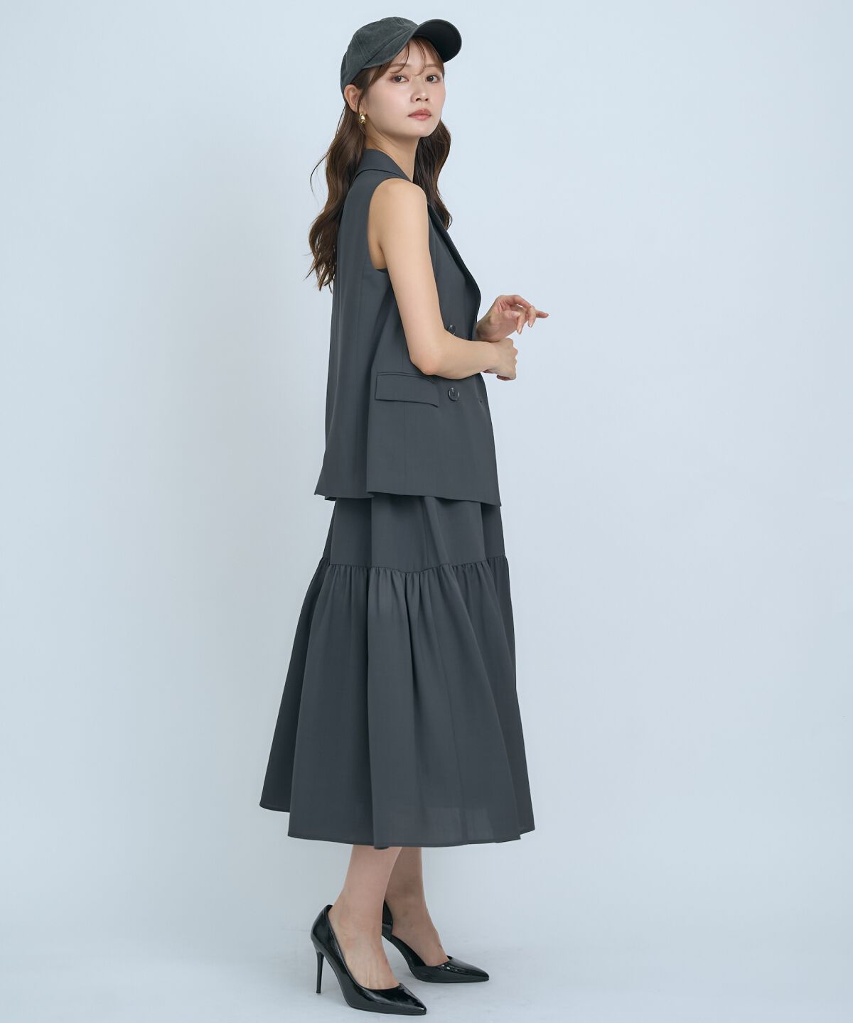 アンドクチュール「テーラードジレ&times;ティアードキャミワンピース」|ワンピース|