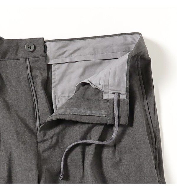 BEAMS「ワイドストレート 2プリーツ  スラックス」|チノ|