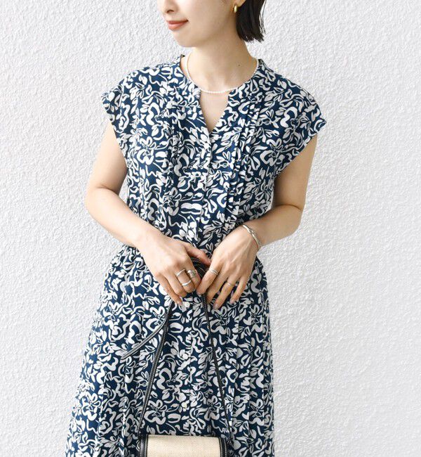 SHIPS for women「《一部追加予約》【WEB限定】〈洗濯機可能〉ドット 花柄 サイド プリーツ フレンチスリーブ ワンピース」|ワンピース|