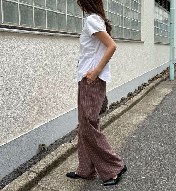 fredy emue「ストライプセミワイドタックパンツ」|チノ|