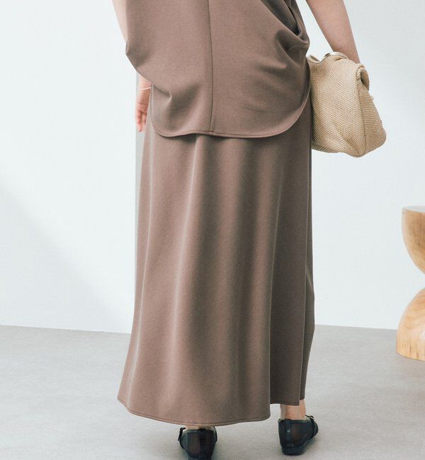  「予約【セットアップ着用可能/接触冷感機能付き】ドレーピーカットバイヤススカート」|スカート|
