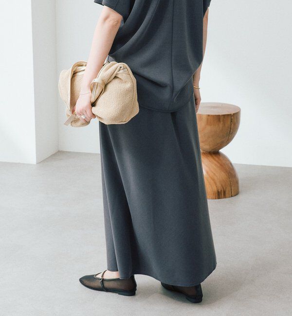  「予約【セットアップ着用可能/接触冷感機能付き】ドレーピーカットバイヤススカート」|スカート|