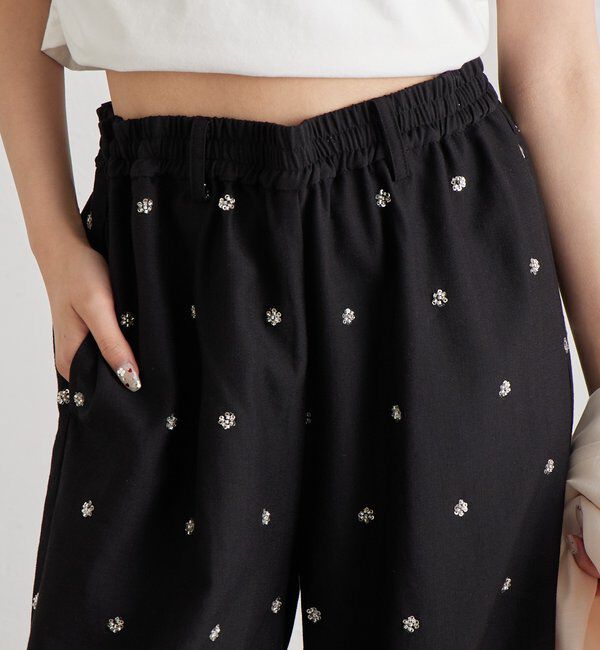  「ビージーフラワースラックス」|チノ|