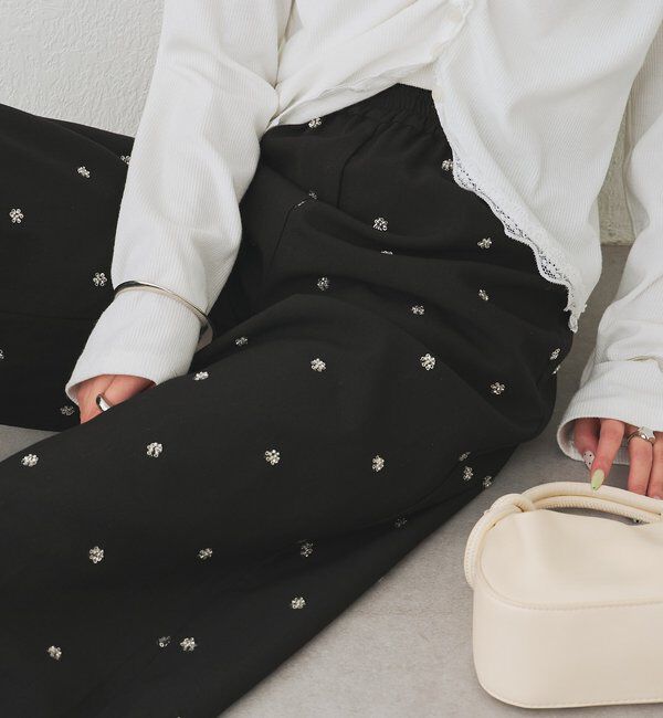  「ビージーフラワースラックス」|チノ|