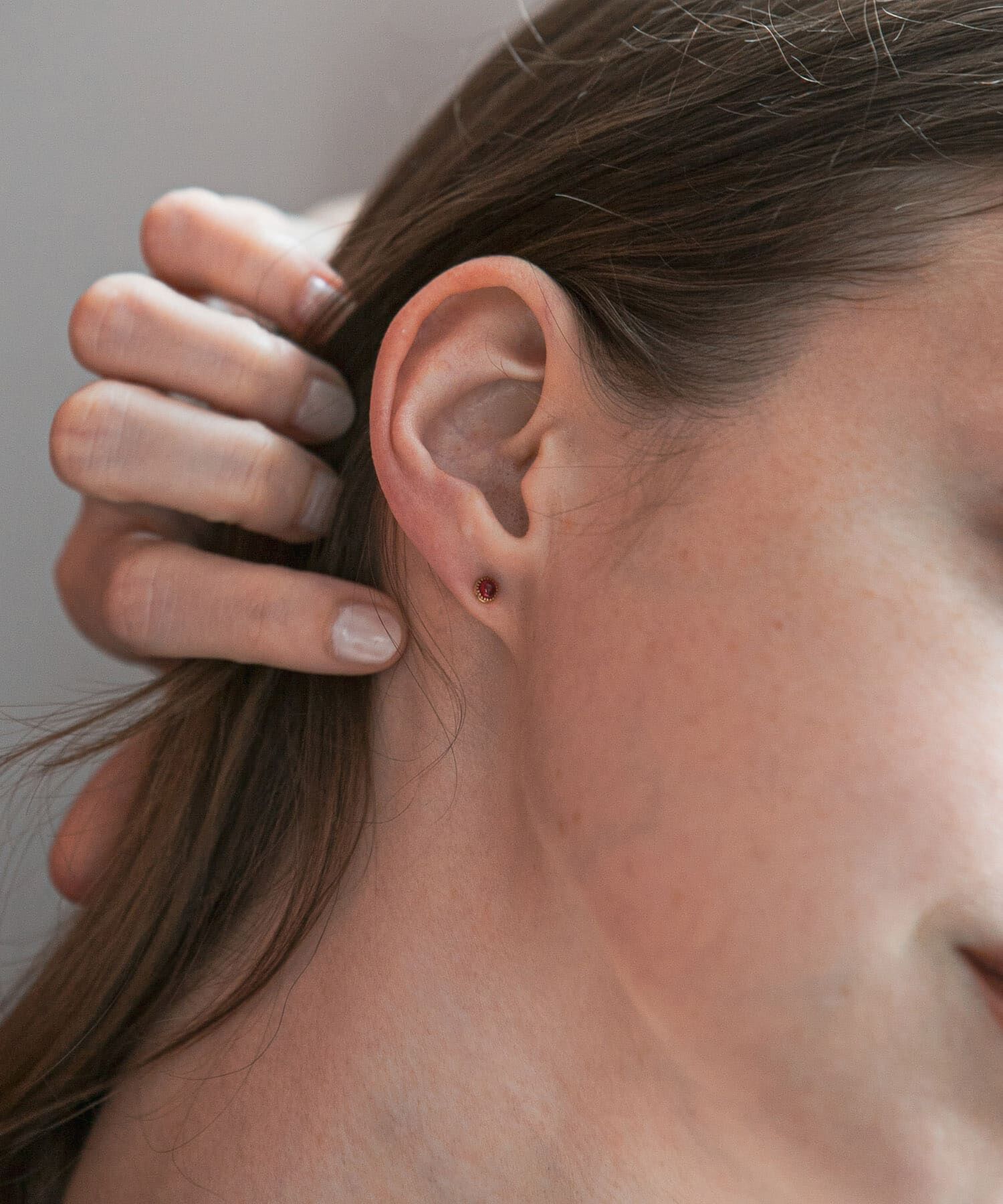 URBAN RESEARCH「ff by decor urban research　ストーンピアス」|ピアス|レッド