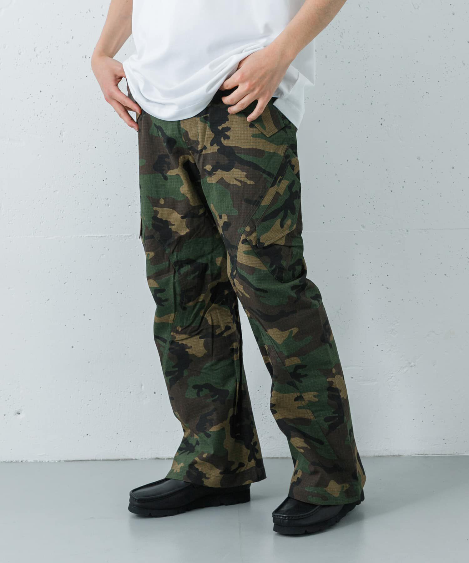 URBAN RESEARCH「URBAN RESEARCH iD　3-D CUTTING CARGO PANTS」|その他|