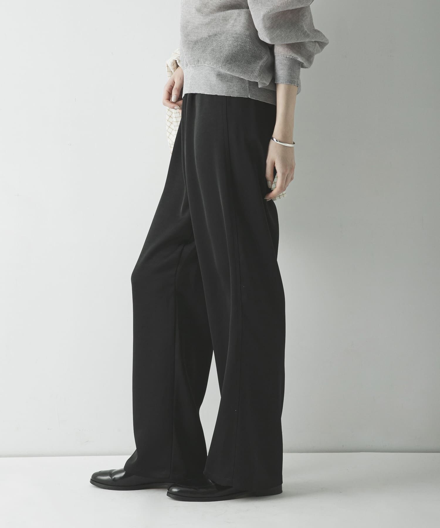 URBAN RESEARCH「サテンイージーセミフレアパンツ」|その他|