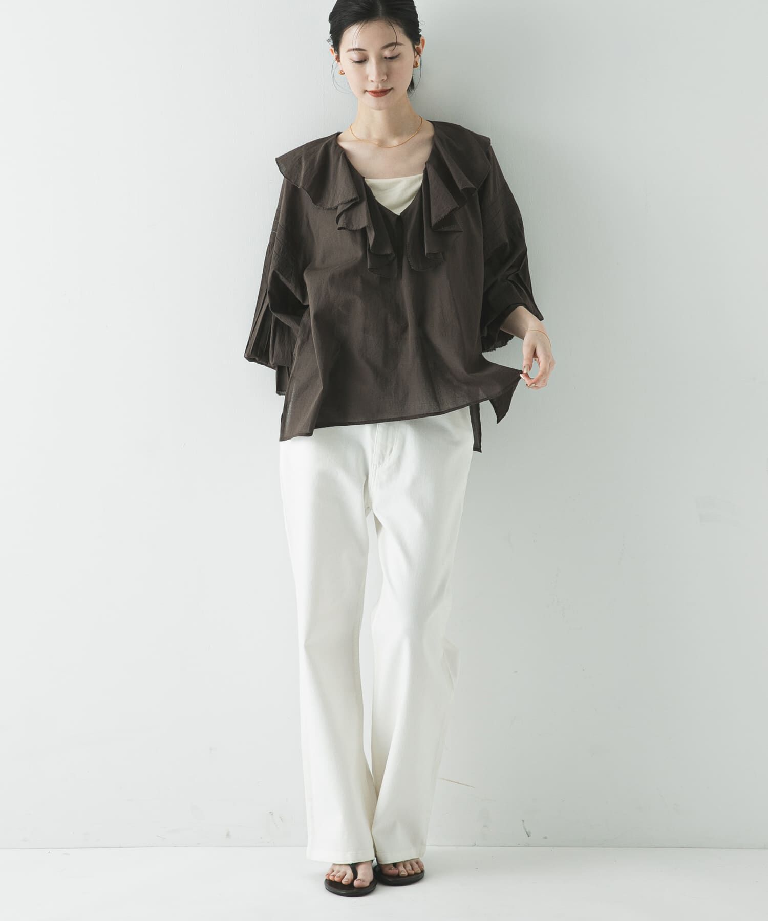 URBAN RESEARCH「『3サイズ展開』綿麻デニムストレートパンツ」|デニム|