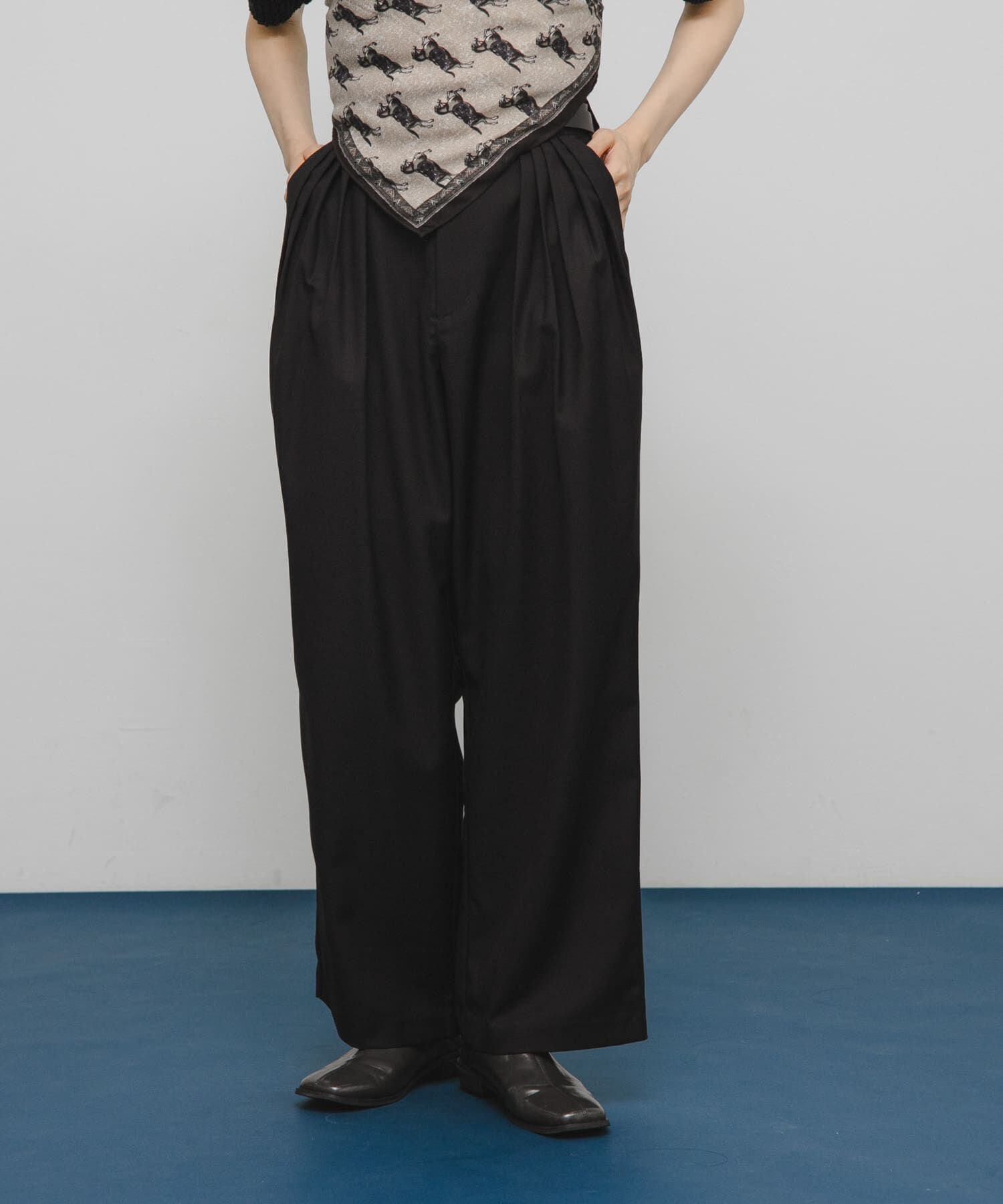  「タックデザインスラックス」|その他|