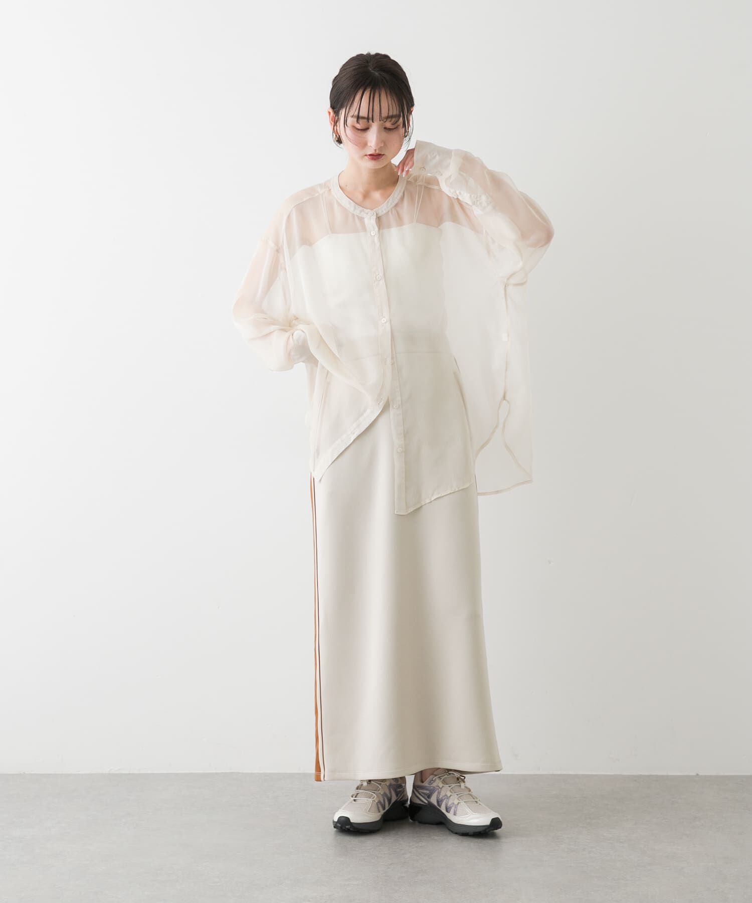 SENSE OF PLACE by URBAN RESEARCH「バンドカラーシャンブレーシアーシャツ」|シャツ・ブラウス|