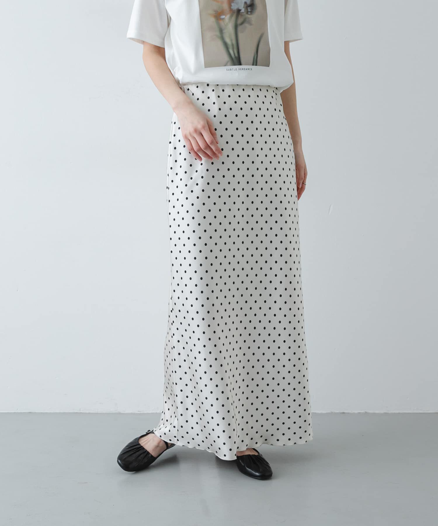 SENSE OF PLACE by URBAN RESEARCH「サテンアイラインスカート」|スカート|