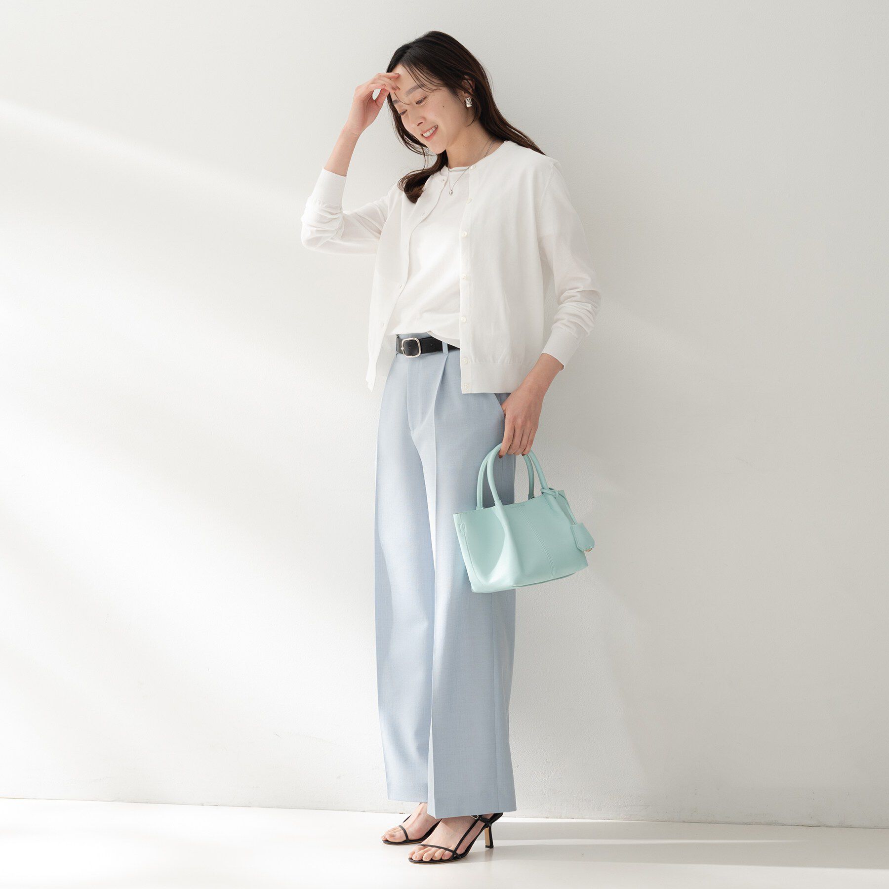 UNTITLED「コットンクルーネックカーディガン」|カーディガン|