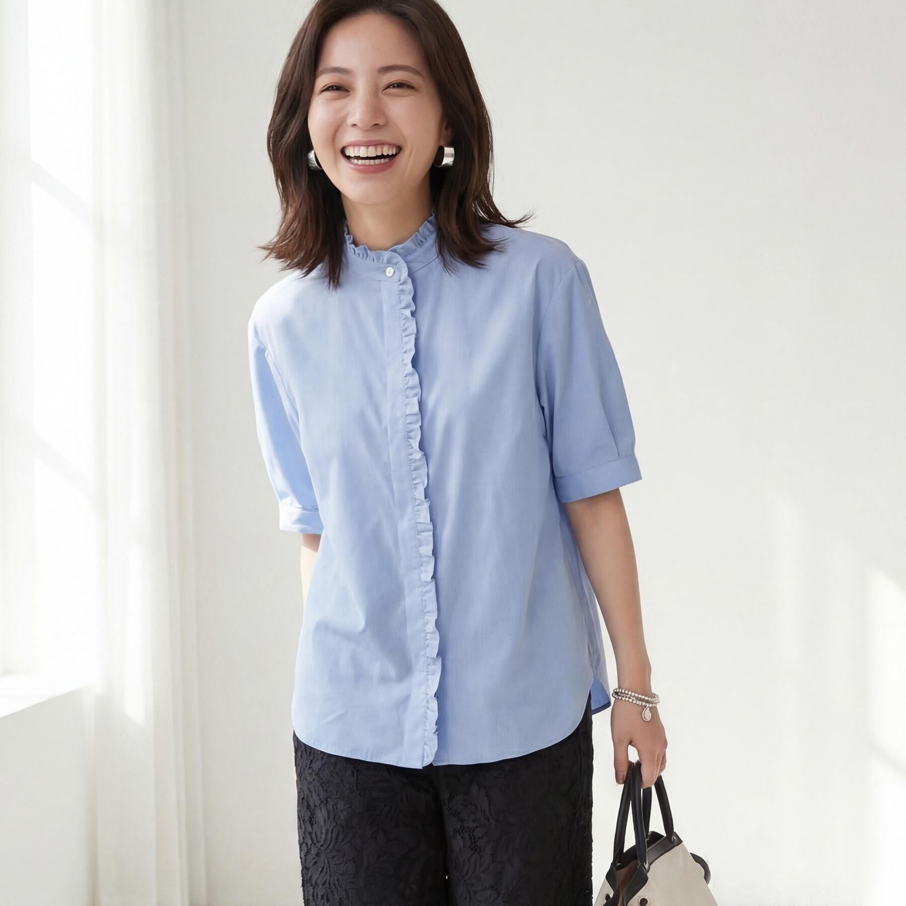 UNTITLED「スタンドカラーフリルブラウス」|シャツ・ブラウス|ブルー(091)