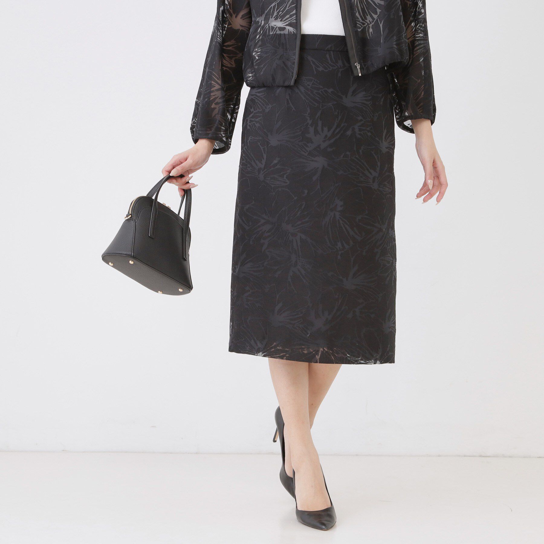 COUP DE CHANCE「【手洗い可／日本製／セットアップ可】オパール加工タイトスカート」|スカート|ブラック(119)