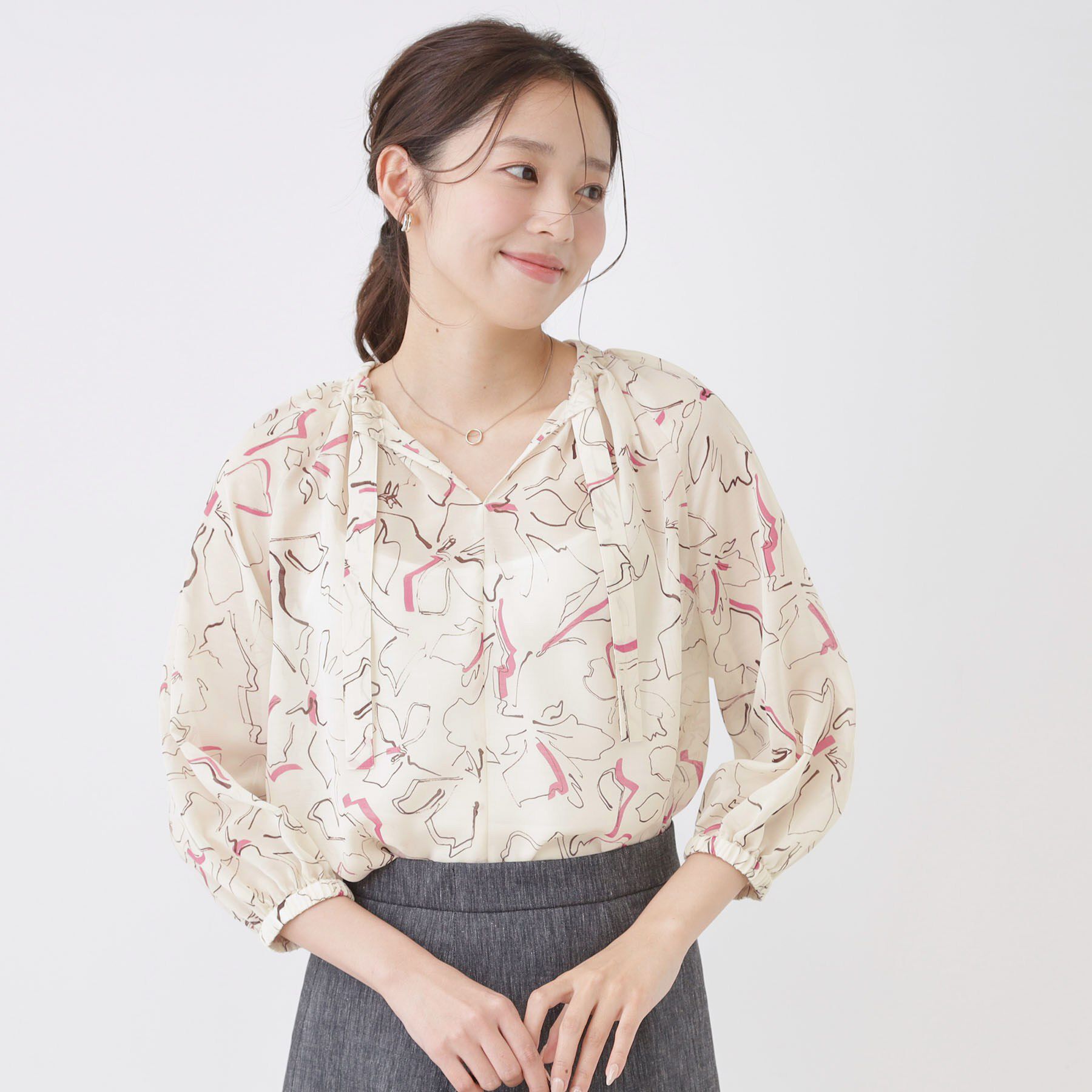 COUP DE CHANCE「【手洗い可/通勤服】シアーローン花柄ブラウス」|シャツ・ブラウス|