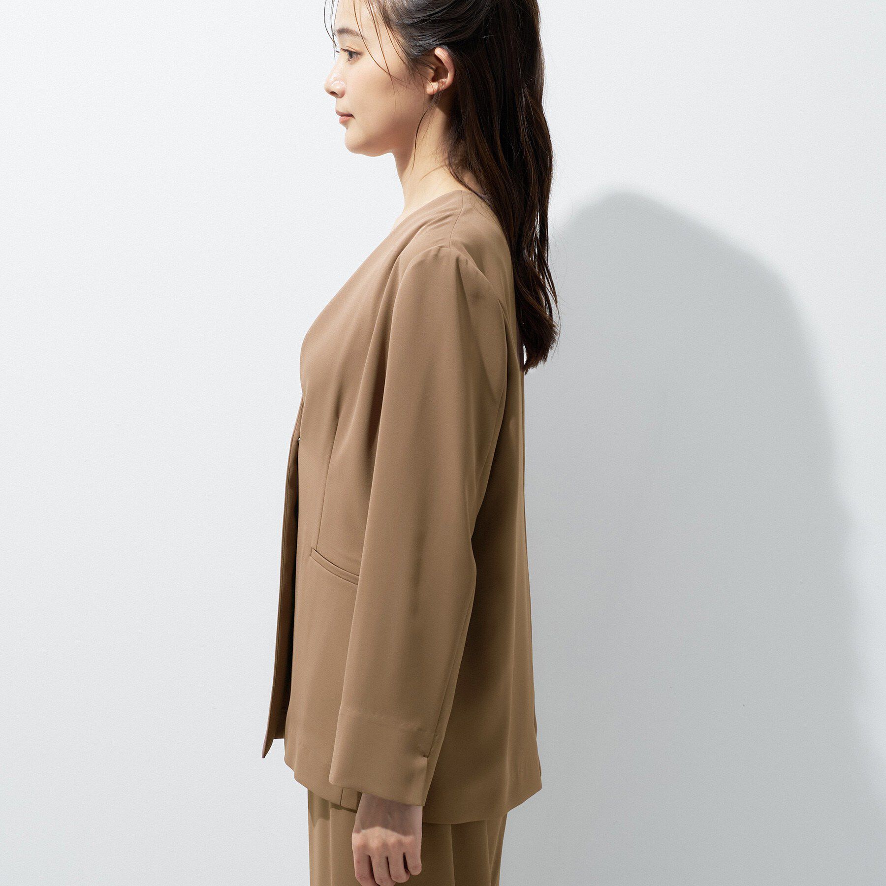 INDIVI「【さらに軽く軽快！／着る日傘】ノーカラージャケット」|ノーカラージャケット|