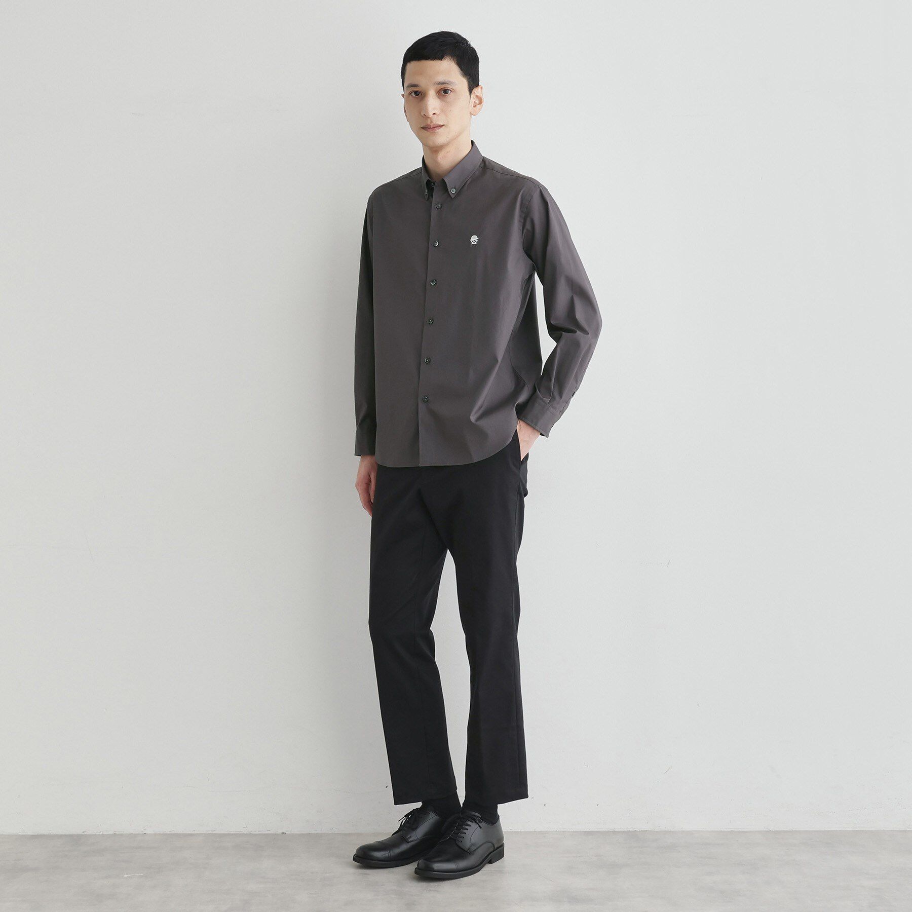 TAKEO KIKUCHI「【LIMITED】ワンポイント刺繍ボタンダウンシャツ」|シャツ・ブラウス|