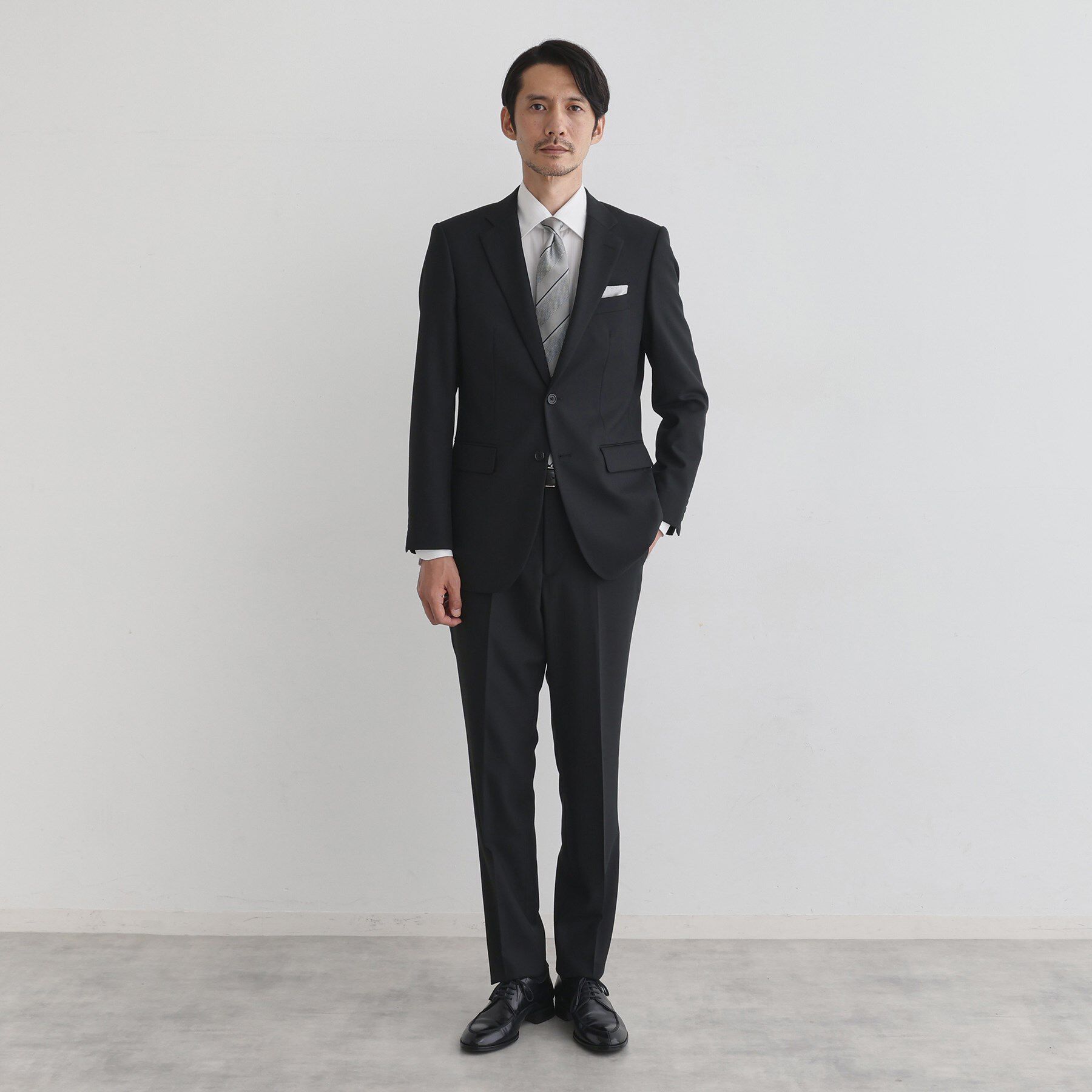 TAKEO KIKUCHI「シャドーオルタネートストライプ スーツ」|スーツ|ブラック(319)