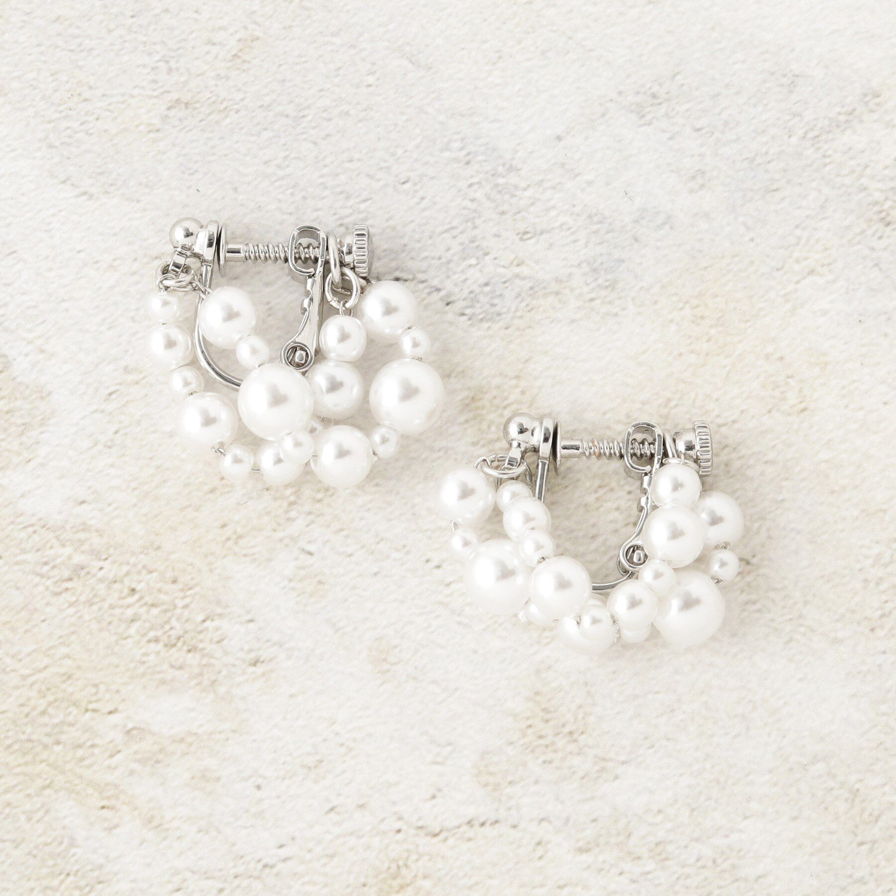 OPAQUE.CLIP「フェイクパールリングイヤリング」|イヤリング|シルバー(006)