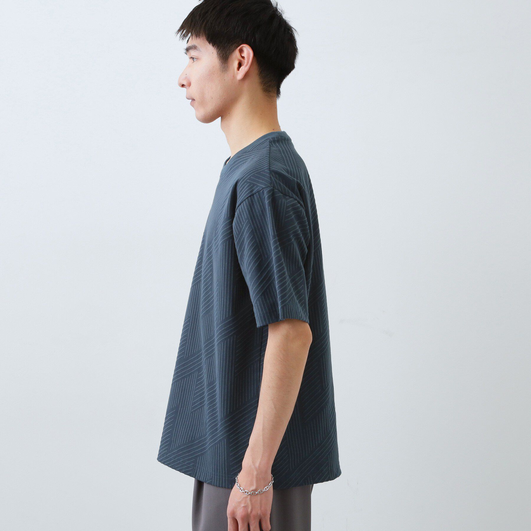 THE SHOP TK「【無地だと少し物足りないという方へ】ジオメトリック柄 半袖Tシャツ 洗濯機OK」|Tシャツ・カットソー|