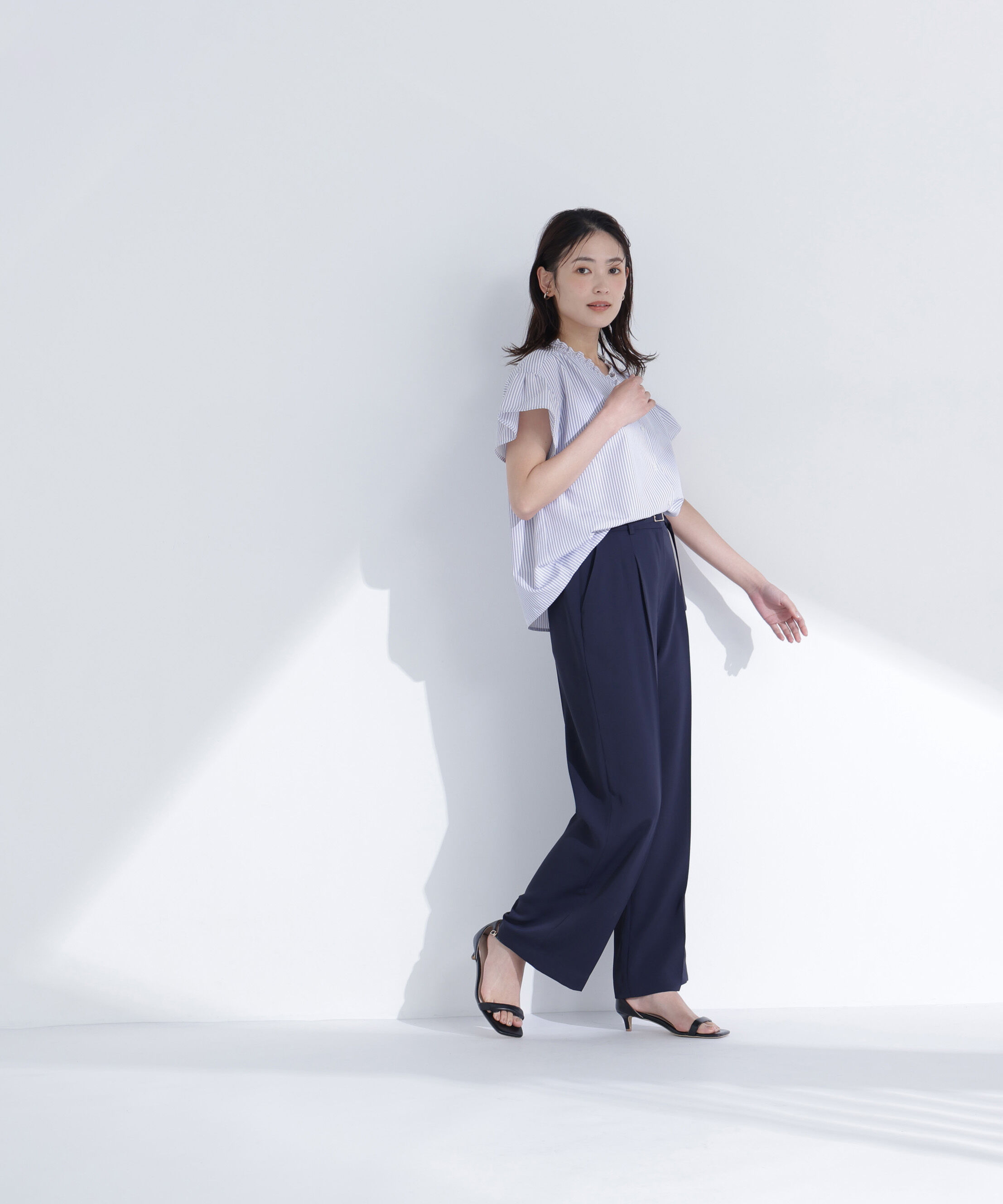  「ストライプフリルネックブラウス」|シャツ・ブラウス|