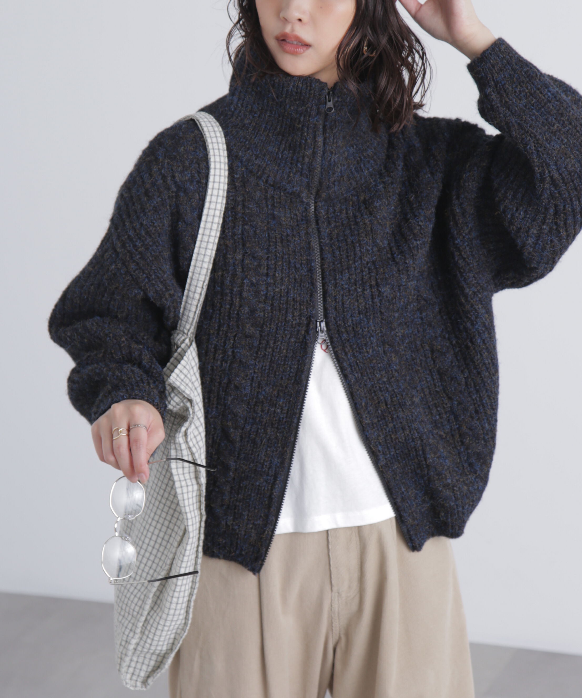  「スタンドネックショート丈ジップニットブルゾン」|ブルゾン・スタジャン|