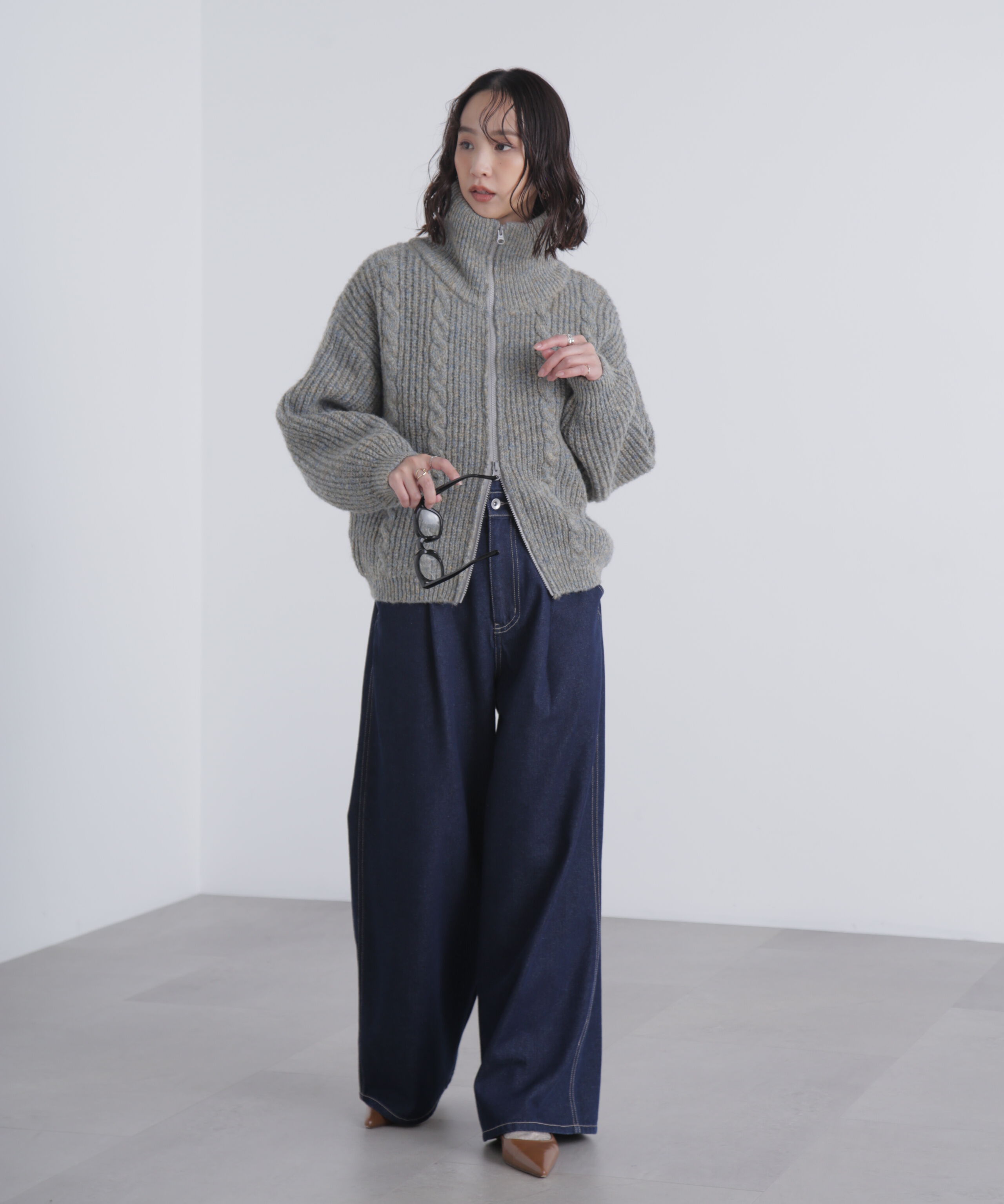  「スタンドネックショート丈ジップニットブルゾン」|ブルゾン・スタジャン|