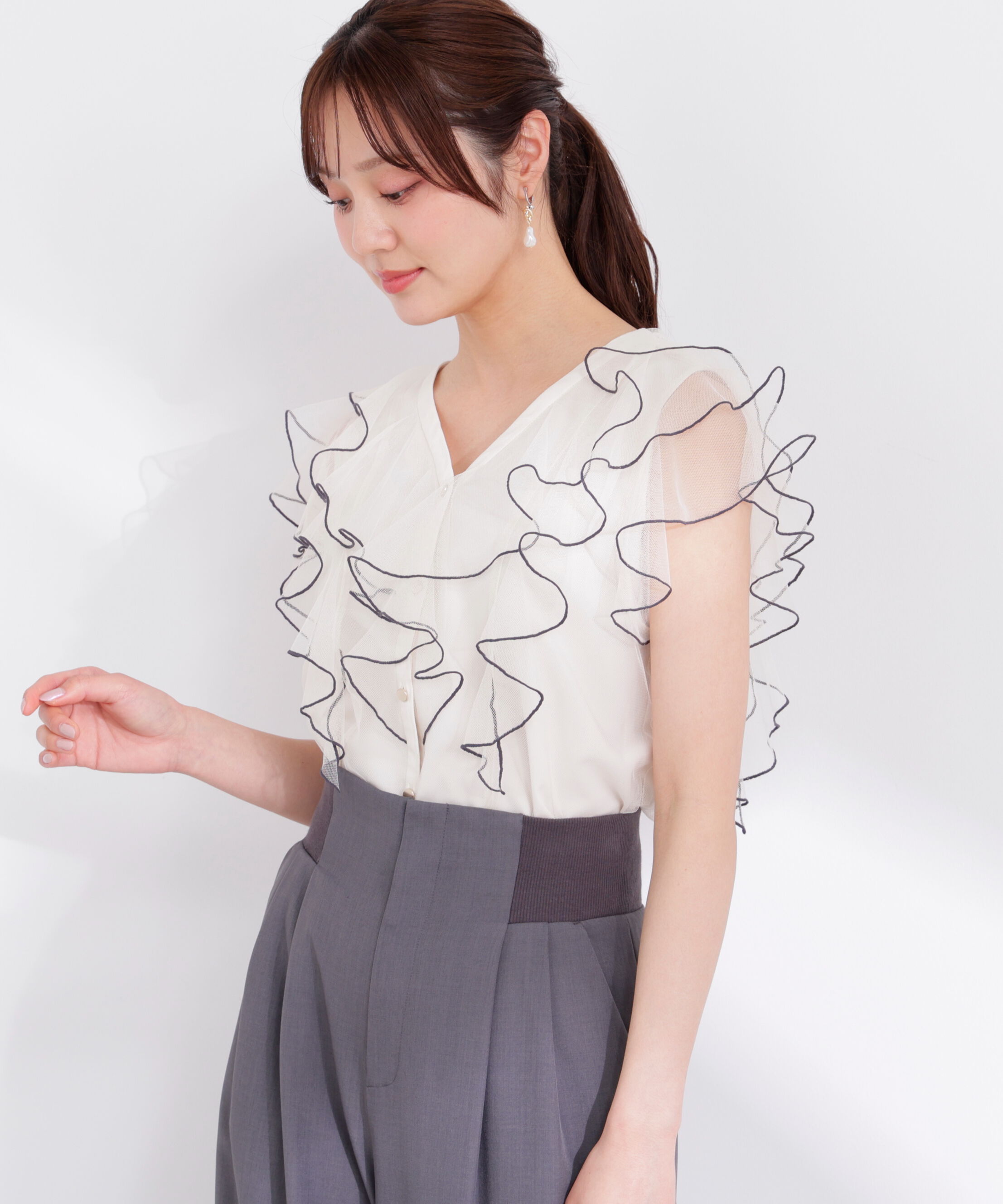 PROPORTION BODY DRESSING「チュールラッフルブラウス 26SS」|シャツ・ブラウス|