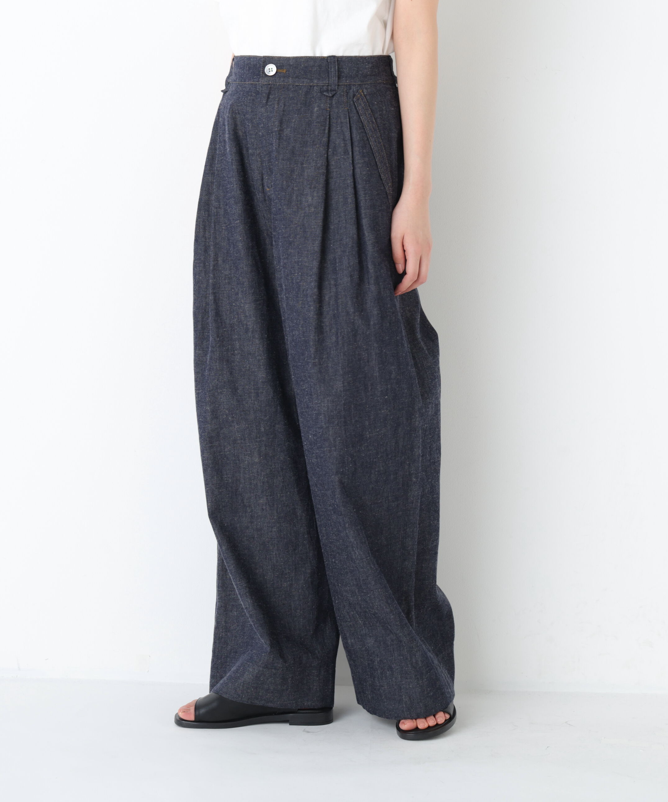  「◆綿麻ライトオンスデニムワイドパンツ」|その他|ネイビー