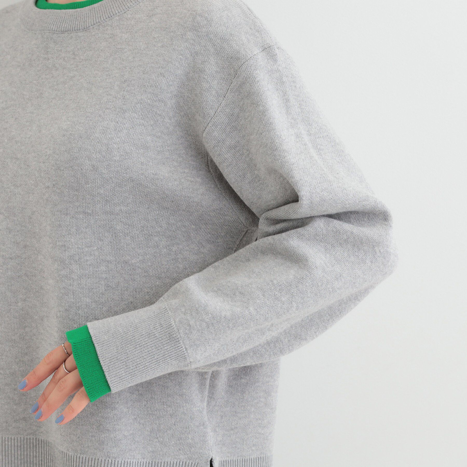 SHOO･LA･RUE「【洗濯機可/S-LL/インしなくても着られる】配色が上品 レイヤード風スウェットライクニット」|ニット・セーター|