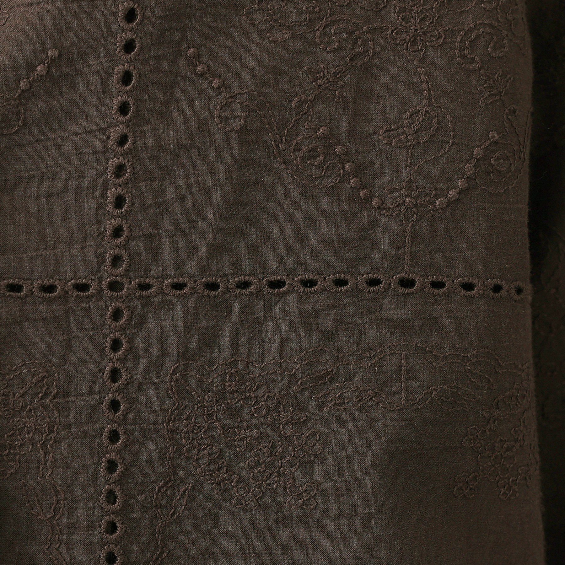 Dessin「【セットアップ可/洗える】刺繍スクエアレースシャツ」|シャツ・ブラウス|