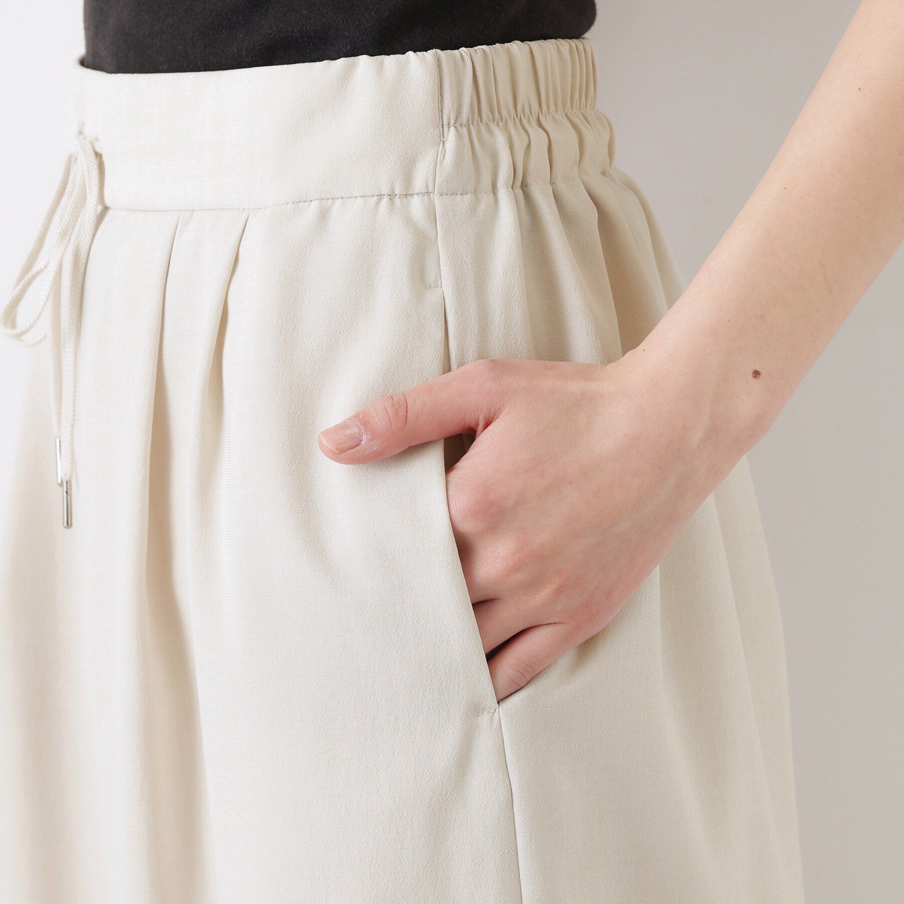 Dessin「【UVカット/接触冷感】カーヴィシルエットパンツ」|その他|