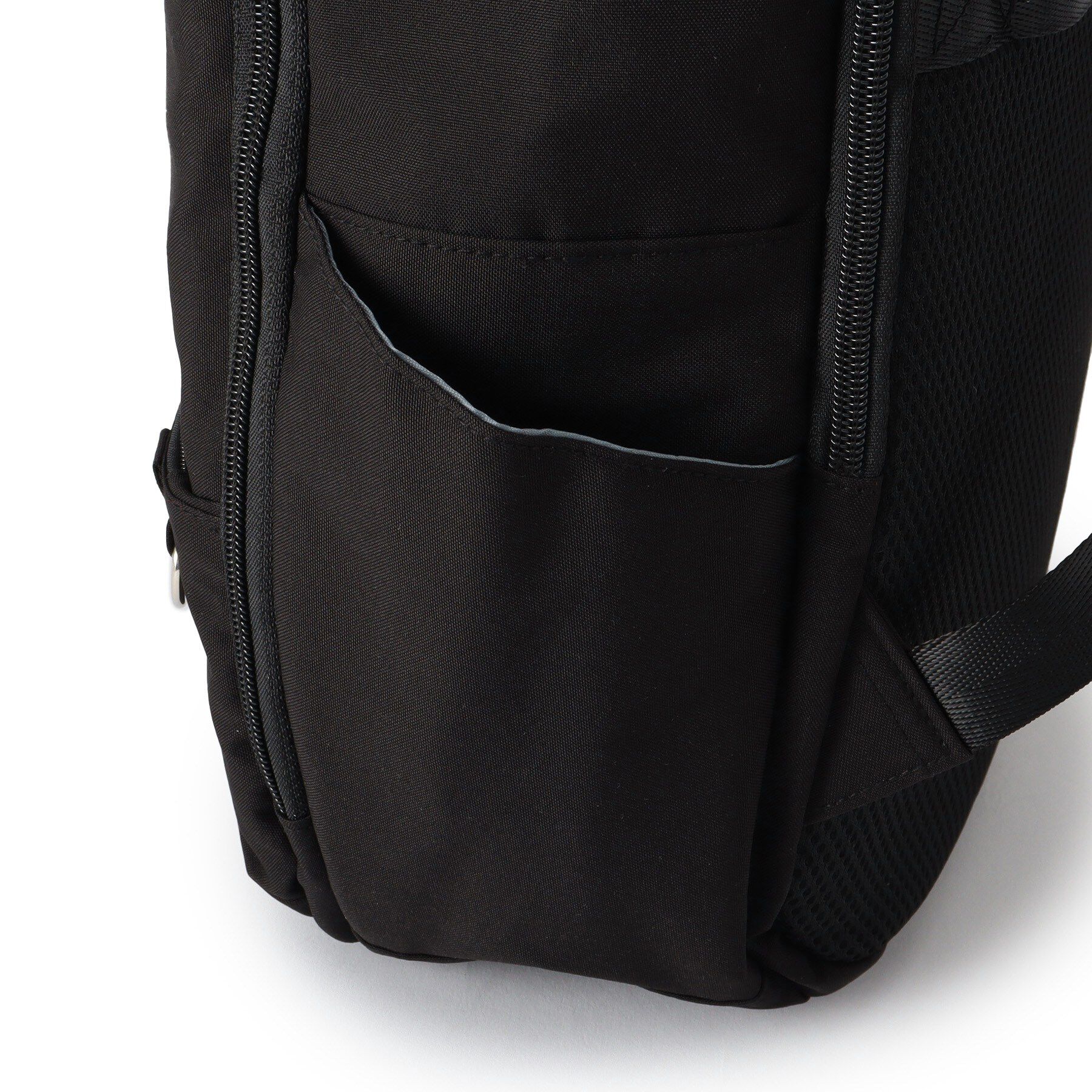 ITS&rsquo;DEMO「撥水ツイル12ポケットリュック」|リュック|