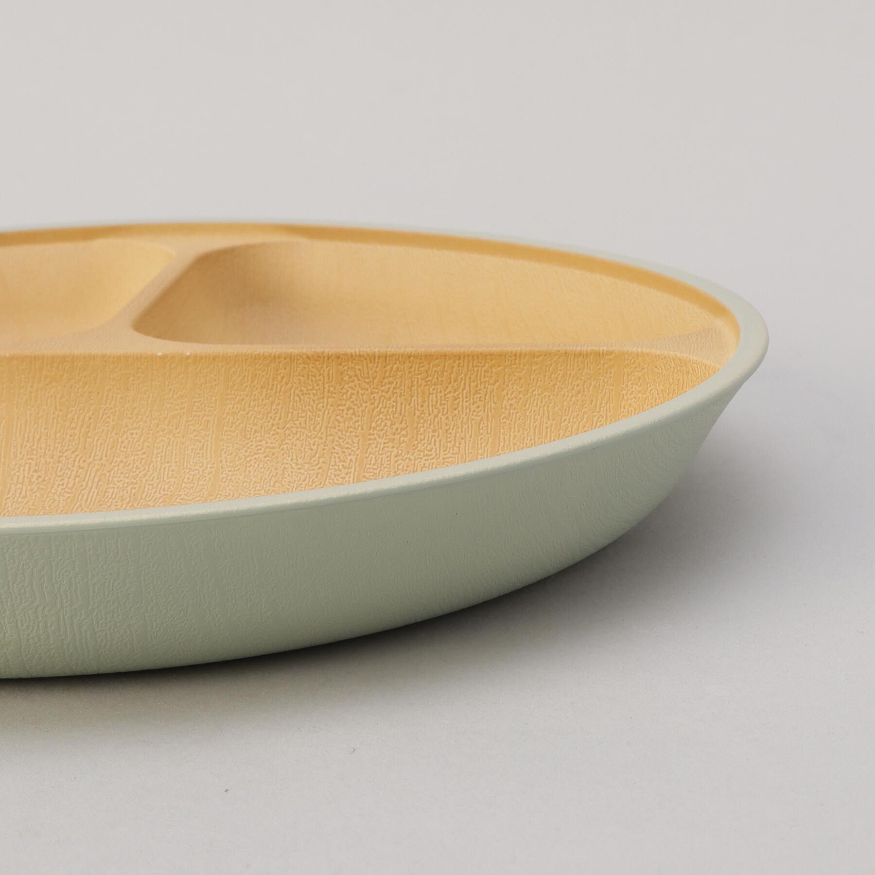 212 KITCHEN STORE「earth color 抗菌すくえる 丸ランチプレート GR」|食器・キッチングッズ|