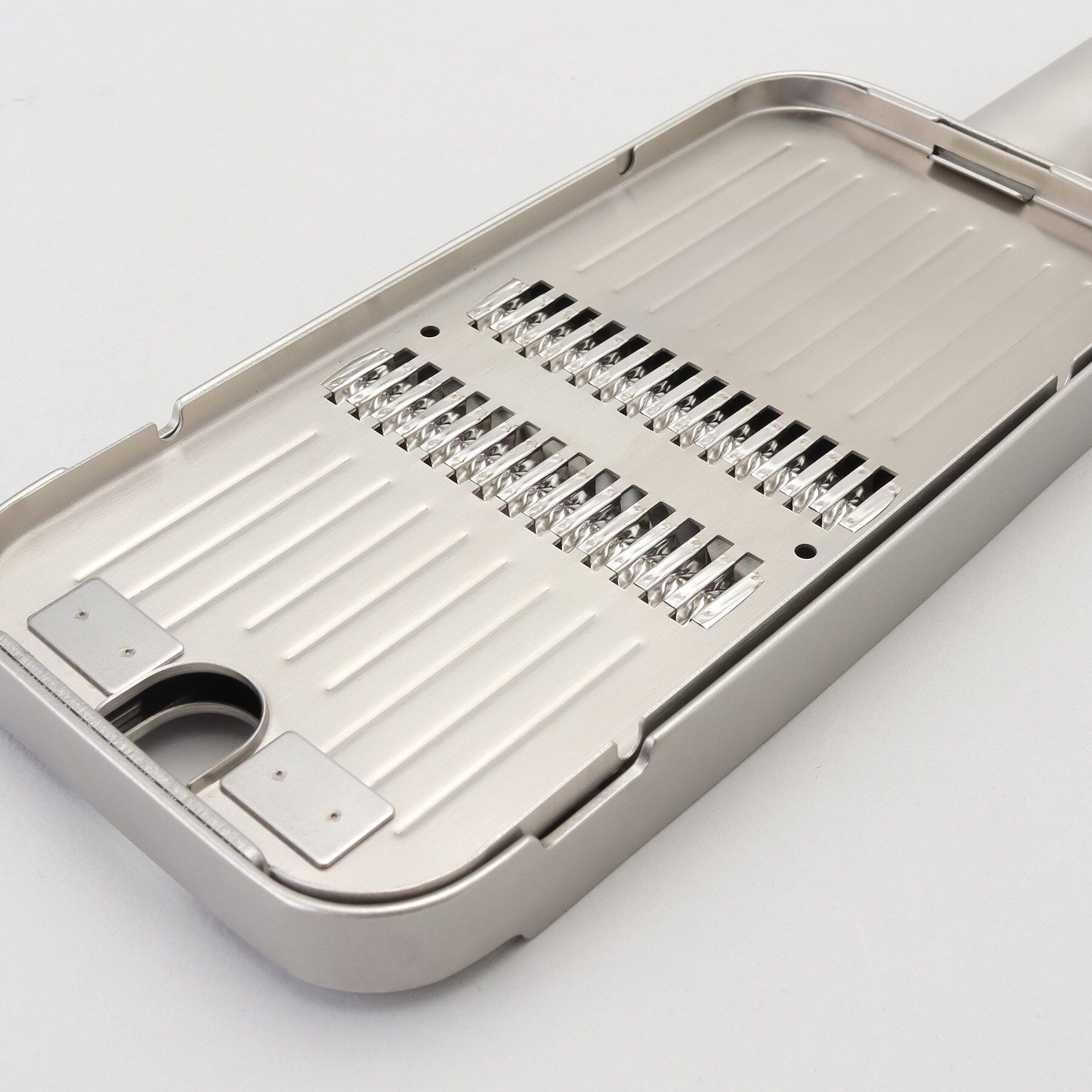 212 KITCHEN STORE「オールステンレス千切り＆スライサー 極刃 ＜関孫六 ＞」|食器・キッチングッズ|