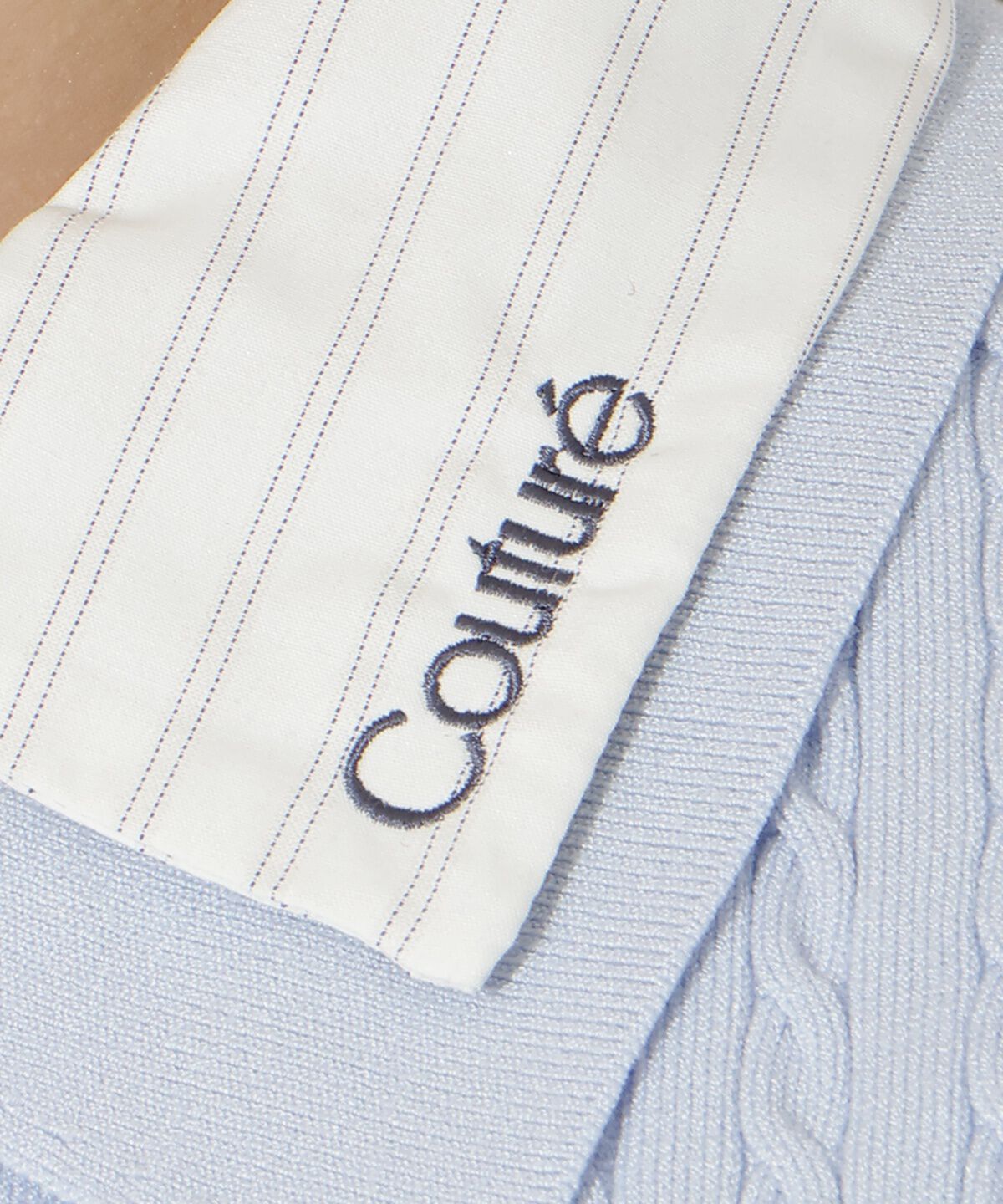 アンドクチュール「シャツレイヤード風ケーブルカーディガン」|カーディガン|