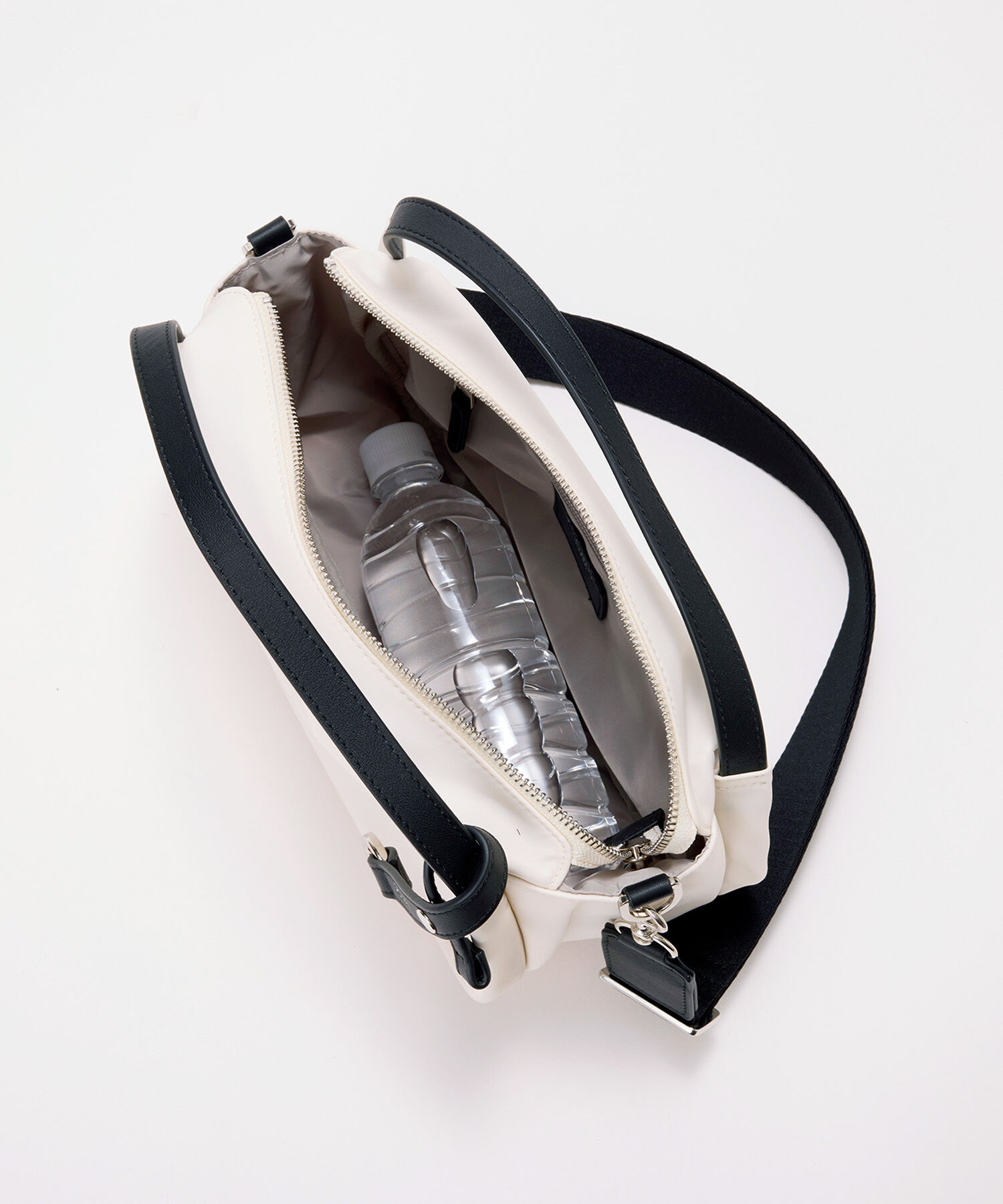 TOPKAPI BREATH「【Breath TOPKAPI】【撥水】ツヤ ナイロン ショルダー付き ラウンド トートバッグ」|トートバッグ|