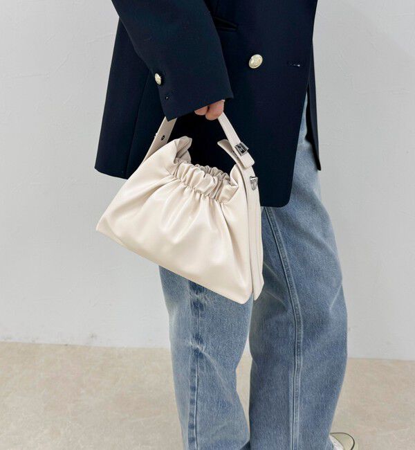 fredy emue「ギャザー三角ワンハンドルバッグ」|ショルダー・メッセンジャー|