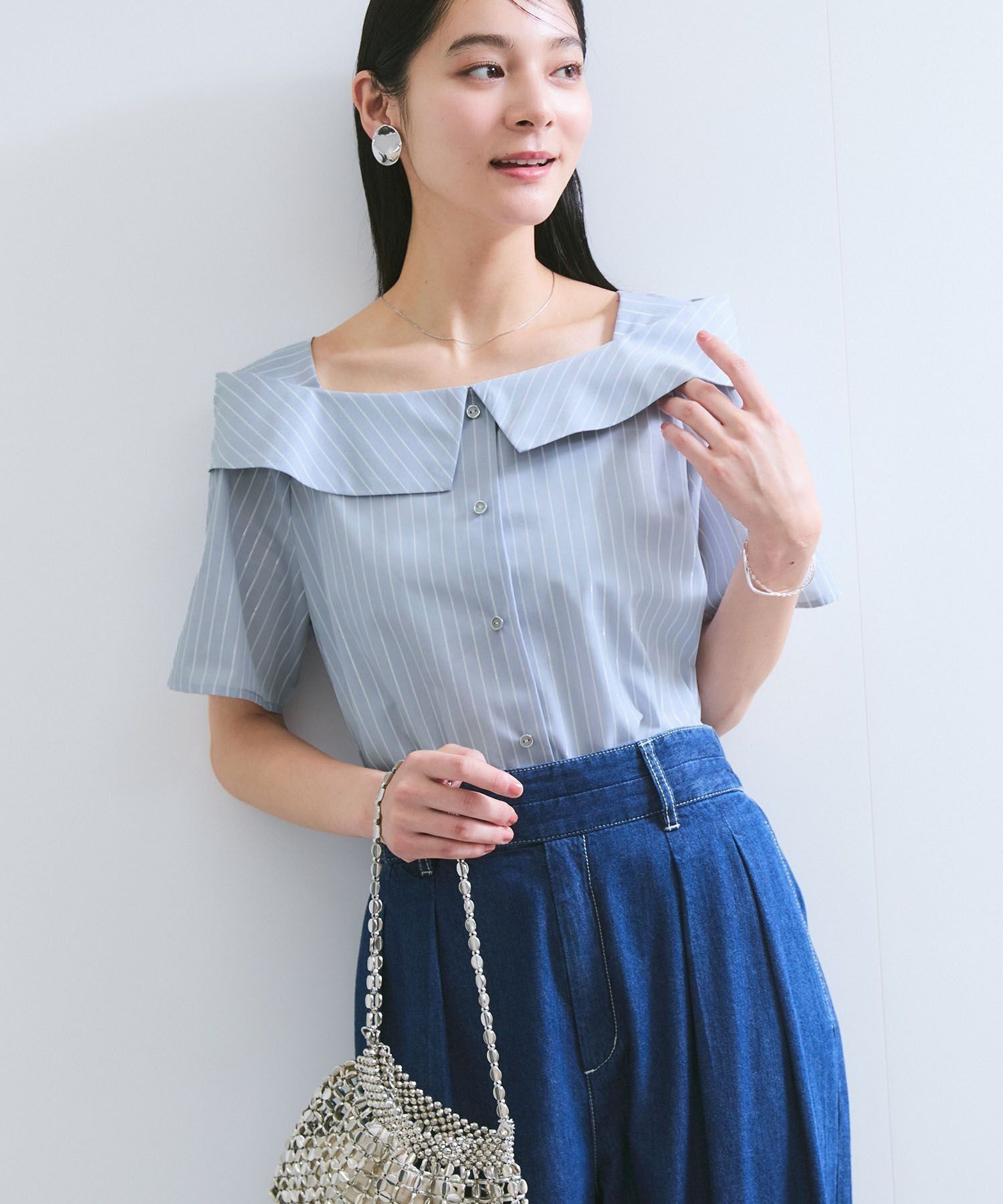 VIS「【防シワ】ラメミックスオフショルダー風ストライプシャツ」|シャツ・ブラウス|