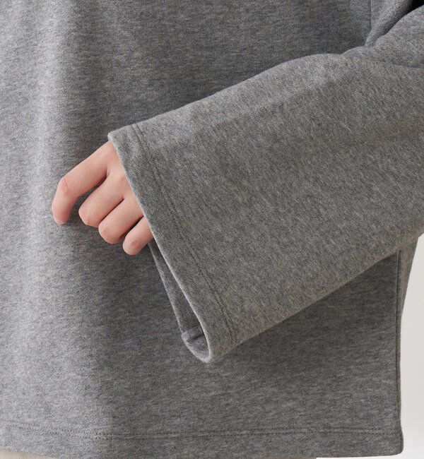  「【上品見え/小顔効果】レース付Vスウェット」|Tシャツ・カットソー|