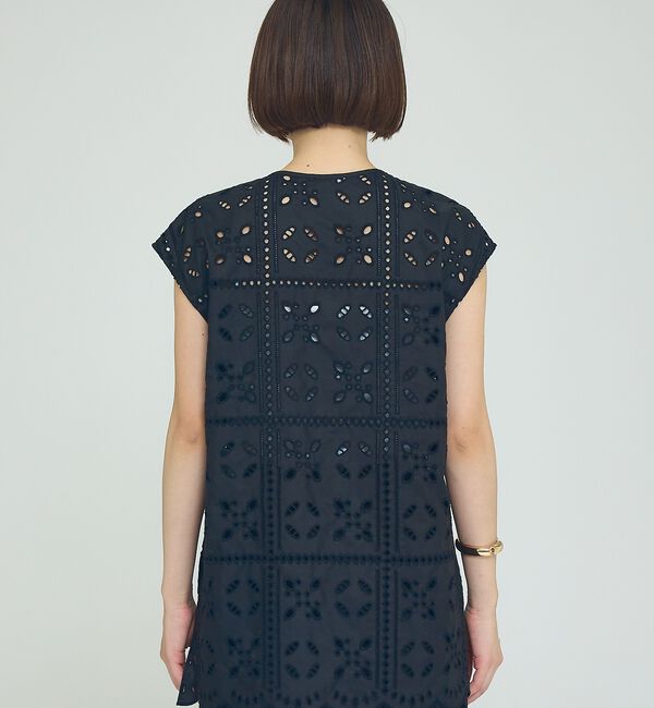 qualite「【セットアップ対応】エンブロイダリーノースリーブブラウス【予約】」|キャミソール|