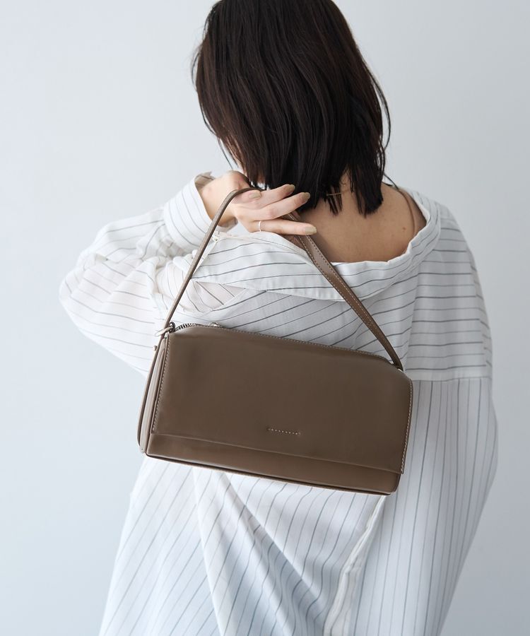 YECCA VECCA「【story.】CYLINDER CROSSBODY」|ハンドバッグ|