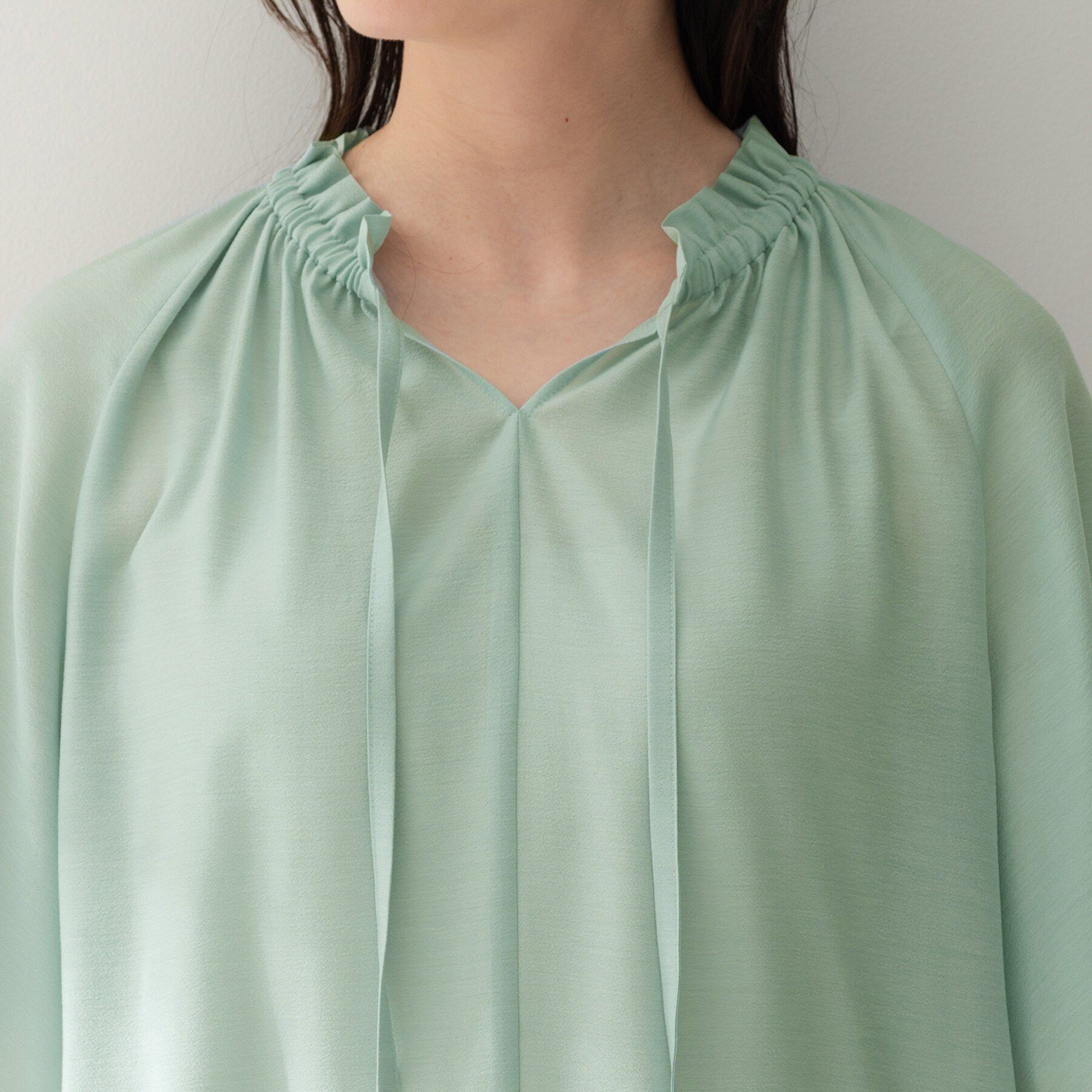 UNTITLED「シルキーシフォンブラウス」|シャツ・ブラウス|